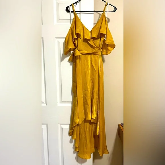 puffy off the shoulder dress Puff Off the Shoulder Twist Floral Maxi Dress M